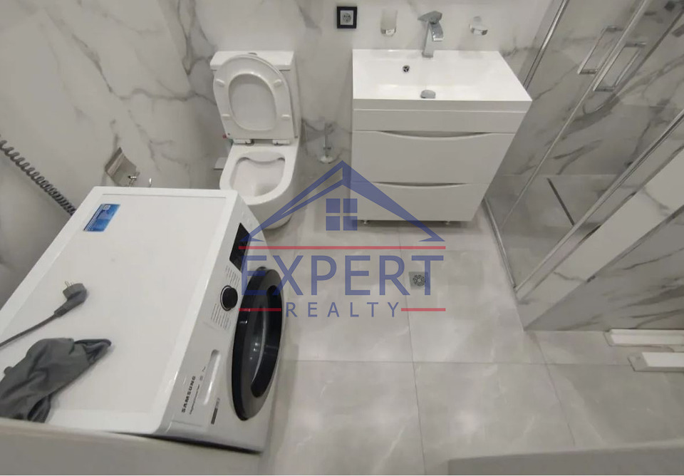 ԿԵՆՏՐՈՆ, ԱՐՇԱԿՈՒՆՅԱՑ ՊՈՂՈՏԱ, 2 ՍԵՆՅԱԿ