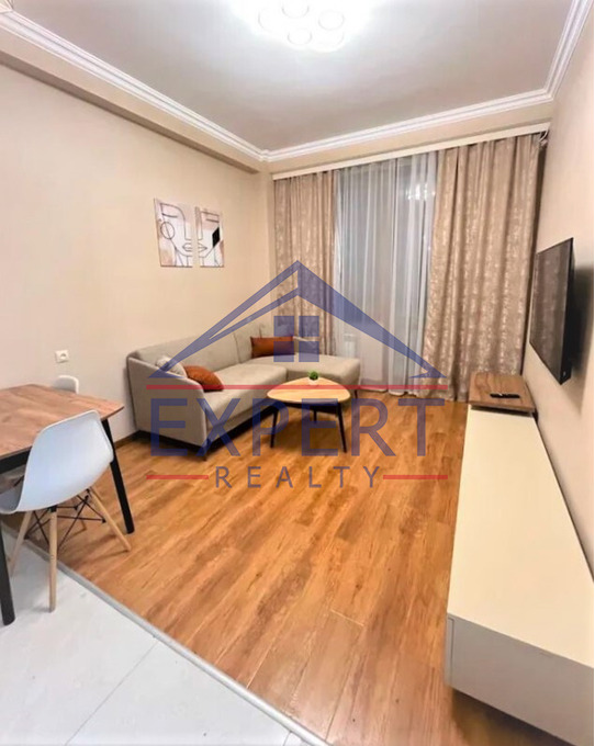 ԱՐԱԲԿԻՐ, ԱԴՈՆՑԻ ՓՈՂՈՑ, 3 ՍԵՆՅԱԿ