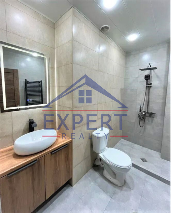 ԱՐԱԲԿԻՐ, ԱԴՈՆՑԻ ՓՈՂՈՑ, 3 ՍԵՆՅԱԿ