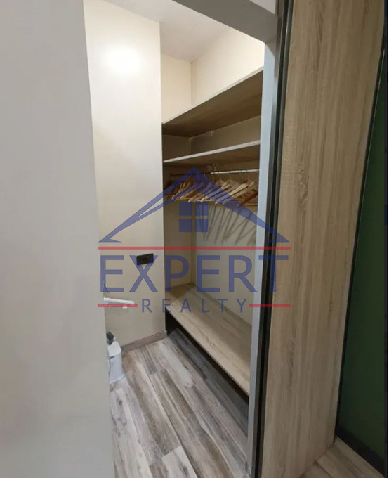 ԱՋԱՓՆՅԱԿ, ՇԻՐԱԶԻ ՓՈՂՈՑ, 3 ՍԵՆՅԱԿ