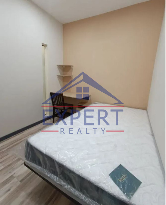 ԱՋԱՓՆՅԱԿ, ՇԻՐԱԶԻ ՓՈՂՈՑ, 3 ՍԵՆՅԱԿ