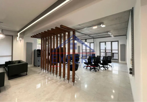 ԿԵՆՏՐՈՆ, ՊԱՐՈՆՅԱՆ ՓՈՂՈՑ, 100ՔՄ