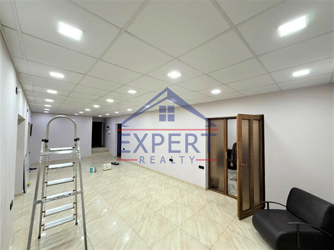 ԿԵՆՏՐՈՆ, ՊԱՐՈՆՅԱՆ ՓՈՂՈՑ, 90ՔՄ