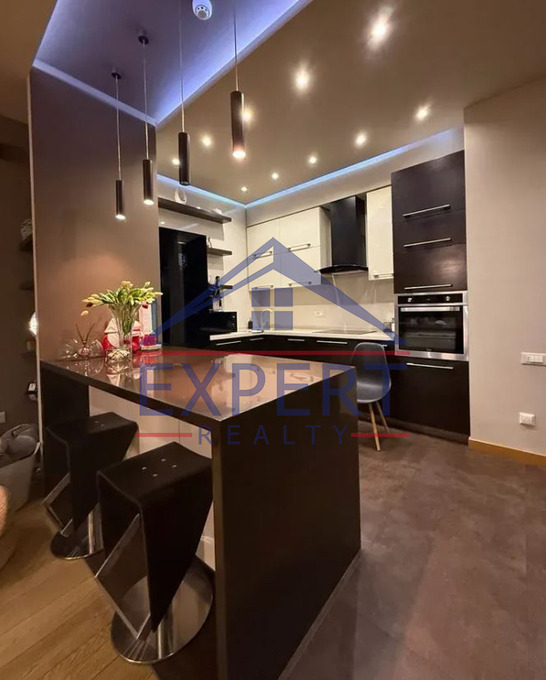 ԱՐԱԲԿԻՐ, ՆԱԻՐԻ ԶԱՐՅԱՆ ՓՈՂՈՑ, 2 ՍԵՆՅԱԿ