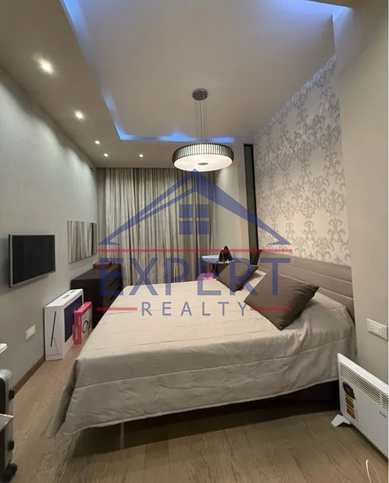 ԱՐԱԲԿԻՐ, ՆԱԻՐԻ ԶԱՐՅԱՆ ՓՈՂՈՑ, 2 ՍԵՆՅԱԿ