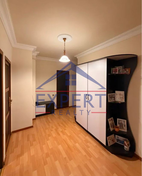 ԱՐԱԲԿԻՐ, ԱՂԲՅՈՒՐ ՍԵՐՈԲԻ ՓՈՂՈՑ, 5 ՍԵՆՅԱԿ