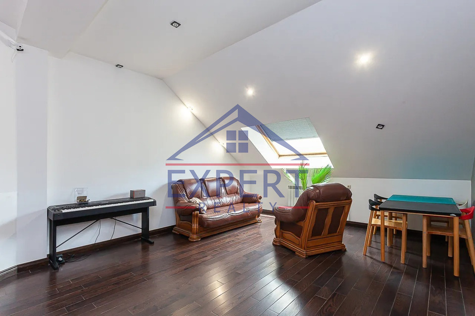 ԿԵՆՏՐՈՆ, ՄՈՍԿՈՎՅԱՆ ՓՈՂՈՑ, 6 ՍԵՆՅԱԿ