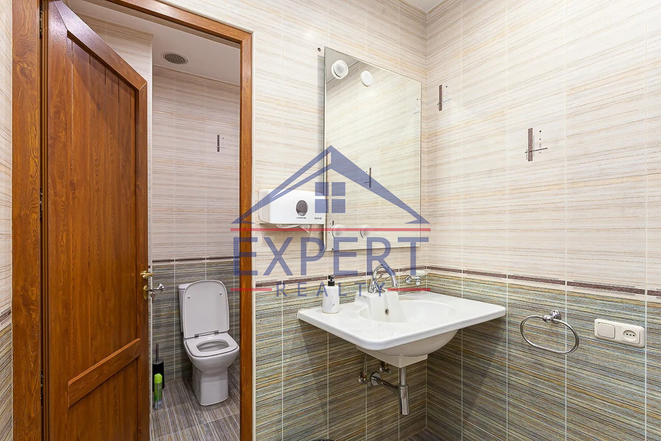 ԿԵՆՏՐՈՆ, ՄՈՍԿՈՎՅԱՆ ՓՈՂՈՑ, 6 ՍԵՆՅԱԿ