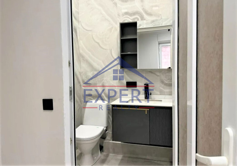 ԿԵՆՏՐՈՆ, ՉԱՐԵՆՑԻ ՓՈՂՈՑ, 40ՔՄ