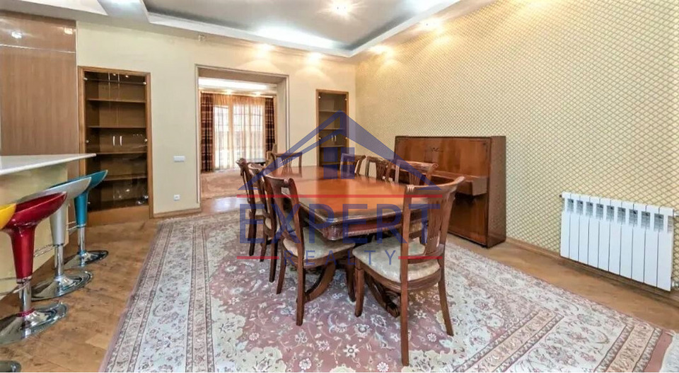 ԿԵՆՏՐՈՆ, ՆԱԼԲԱՆԴՅԱՆ ՓՈՂՈՑ, 6 ՍԵՆՅԱԿ