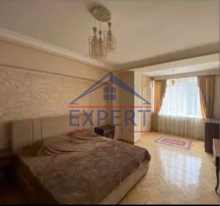 ԿԵՆՏՐՈՆ, ՄԱՇՏՈՑԻ ՊՈՂՈՏԱ, 2 ՍԵՆՅԱԿ