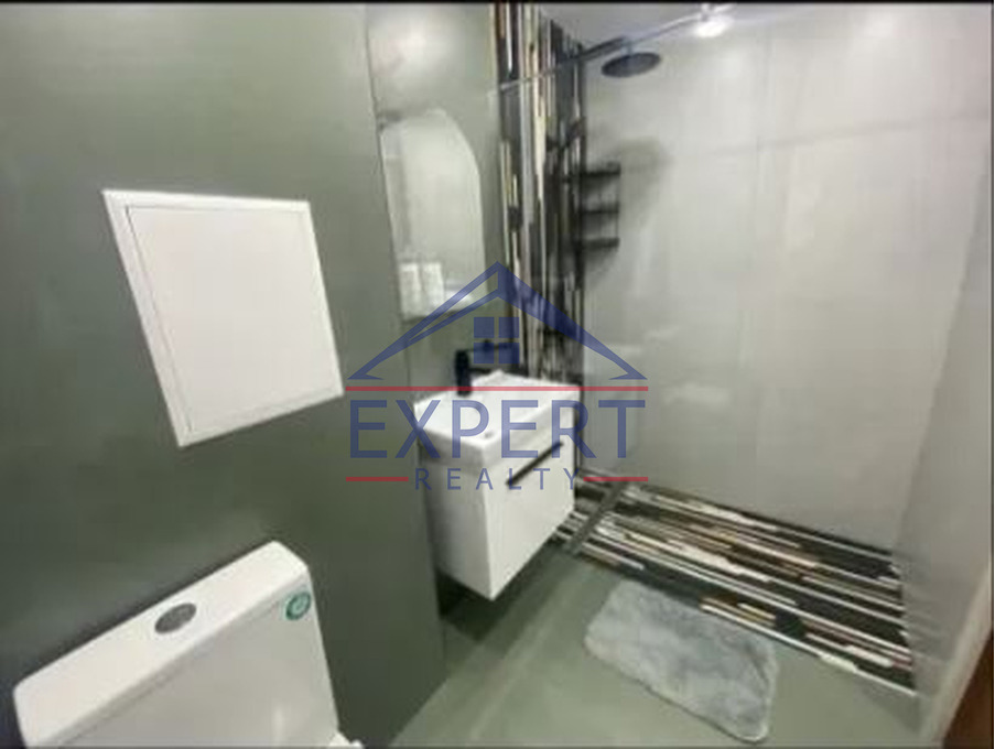 ԿԵՆՏՐՈՆ, ՄԱՇՏՈՑԻ ՊՈՂՈՏԱ, 2 ՍԵՆՅԱԿ