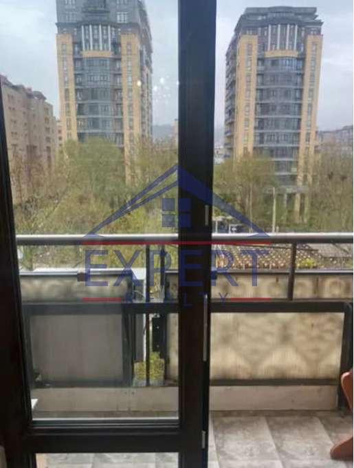 ԿԵՆՏՐՈՆ, ՄԱՇՏՈՑԻ ՊՈՂՈՏԱ, 2 ՍԵՆՅԱԿ