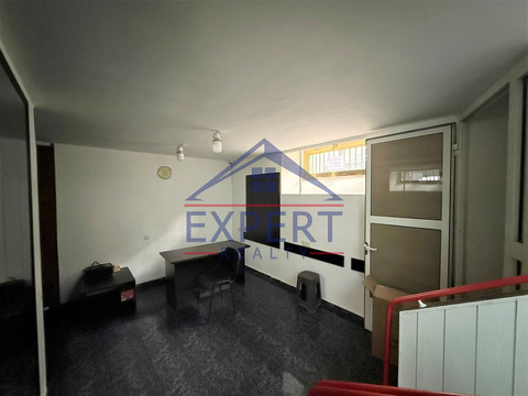 ԿԵՆՏՐՈՆ, ԽՈՐԵՆԱՑԻ ՓՈՂՈՑ,28ՔՄ