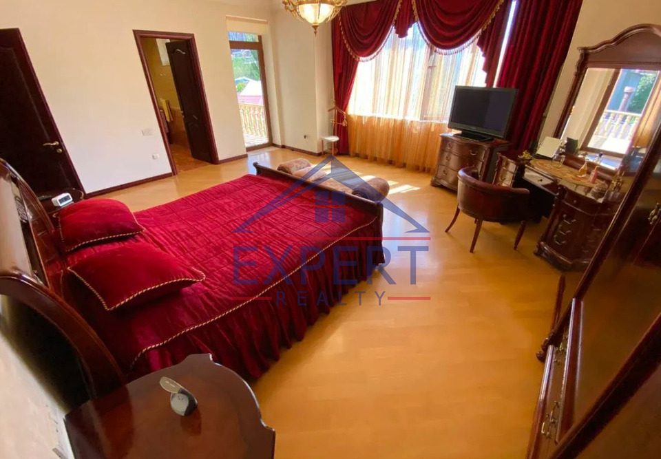 ԿԵՆՏՐՈՆ, ՁՈՐԱՓԻ ՓՈՂՈՑ, 5 ՍԵՆՅԱԿ