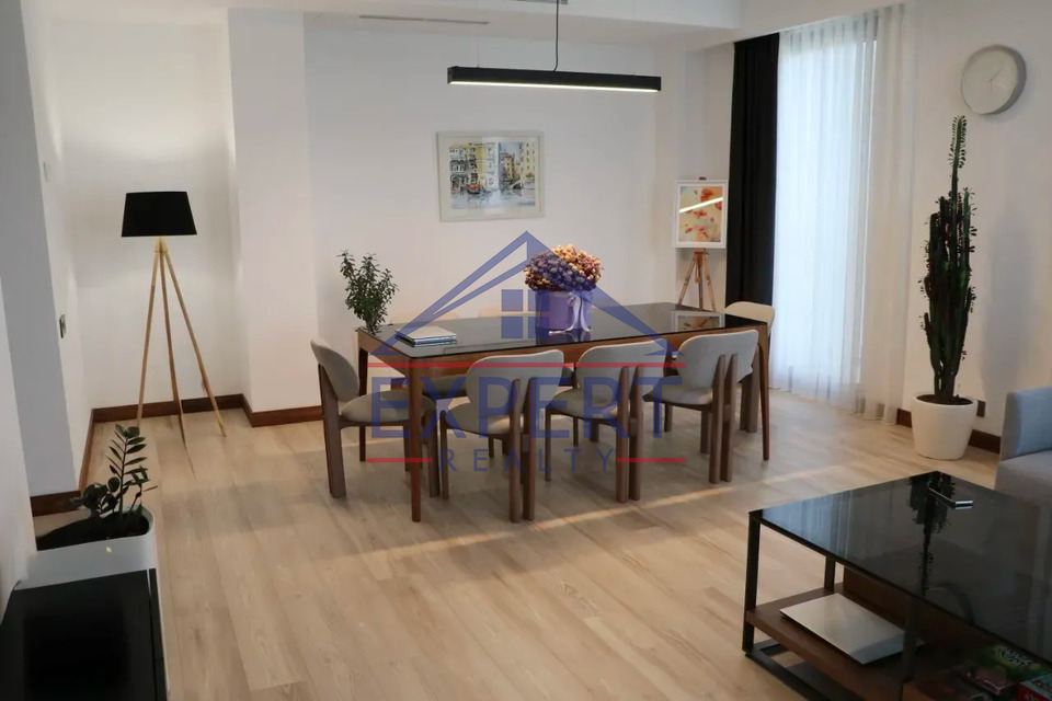 ԿԵՆՏՐՈՆ, ՏԵՐՅԱՆ ՓՈՂՈՑ, 3 ՍԵՆՅԱԿ