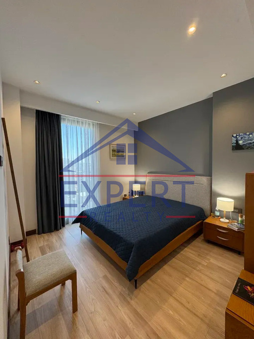 ԿԵՆՏՐՈՆ, ՏԵՐՅԱՆ ՓՈՂՈՑ, 3 ՍԵՆՅԱԿ