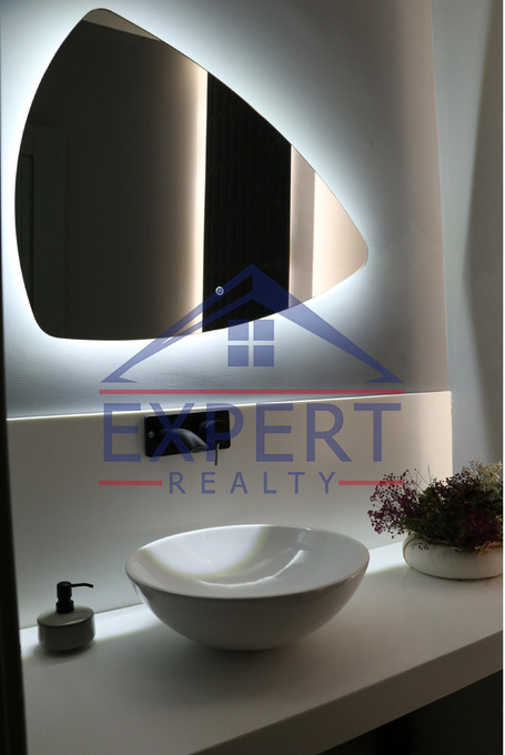 ԿԵՆՏՐՈՆ, ՏԵՐՅԱՆ ՓՈՂՈՑ, 3 ՍԵՆՅԱԿ