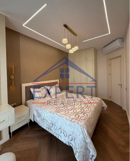 ՔԱՆԱՔԵՌ ԶԵՅԹՈՒՆ, ԴԱՎԻԹ ԱՆՀԱՂԹԻ ՓՈՂՈՑ, 3 ՍԵՆՅԱԿ