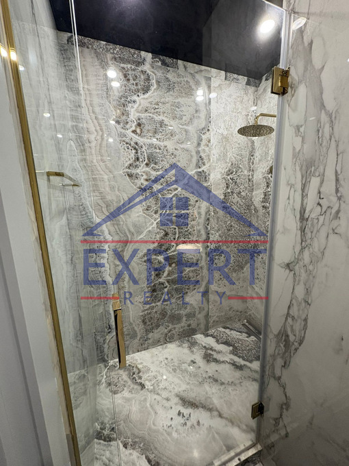 ԿԵՆՏՐՈՆ, ԲՈՒԶԱՆԴ ՓՈՂՈՑ, 2 ՍԵՆՅԱԿ