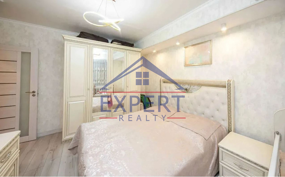 ԱՐԱԲԿԻՐ, ԱՎԵՏ ԱՎԵՏԻՍՅԱՆ ՓՈՂՈՑ, 3 ՍԵՆՅԱԿ