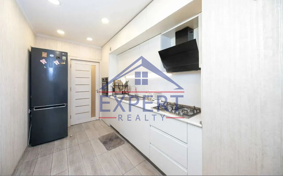 ԱՐԱԲԿԻՐ, ԱՎԵՏ ԱՎԵՏԻՍՅԱՆ ՓՈՂՈՑ, 3 ՍԵՆՅԱԿ