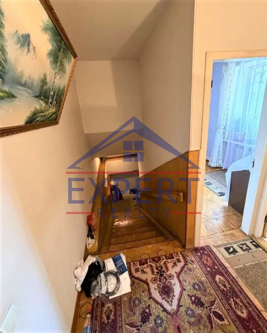 ԱՐԱԲԿԻՐ, ԿՈՄԻՏԱՍԻ ՊՈՂՈՏԱ, 3 ՍԵՆՅԱԿ