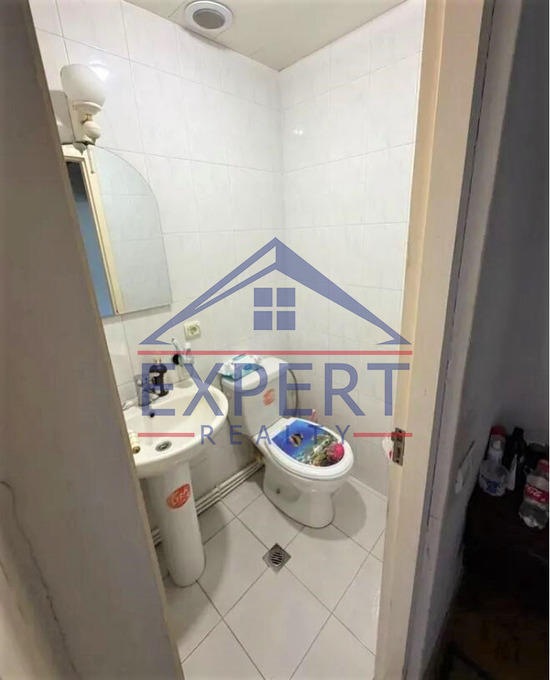 ԱՐԱԲԿԻՐ, ԿՈՄԻՏԱՍԻ ՊՈՂՈՏԱ, 3 ՍԵՆՅԱԿ