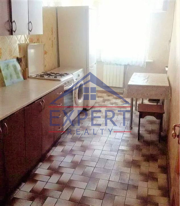 ԱՐԱԲԿԻՐ, ԳՅՈՒԼԲԵԿՅԱՆ ՓՈՂՈՑ, 3 ՍԵՆՅԱԿ