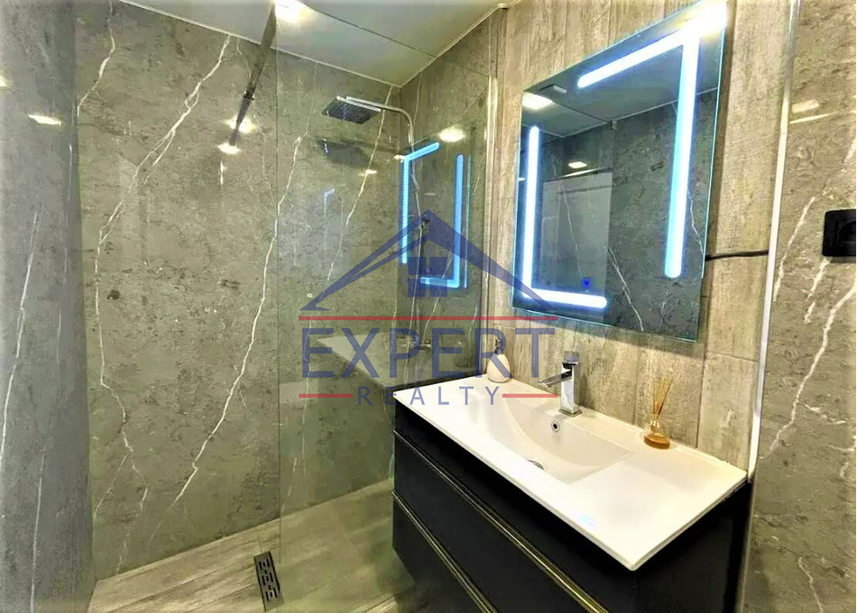 ԱՐԱԲԿԻՐ, ԱՎԵՏ ԱՎԵՏԻՍՅԱՆ , 3 ՍԵՆՅԱԿ