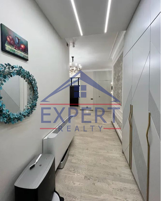 ԿԵՆՏՐՈՆ, Փ․ ԲՈՒԶԱՆԴԻ ՓՈՂՈՑ, 3 ՍԵՆՅԱԿ