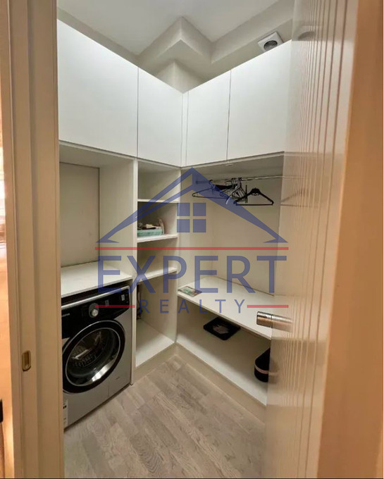 ԿԵՆՏՐՈՆ, Փ․ ԲՈՒԶԱՆԴԻ ՓՈՂՈՑ, 3 ՍԵՆՅԱԿ