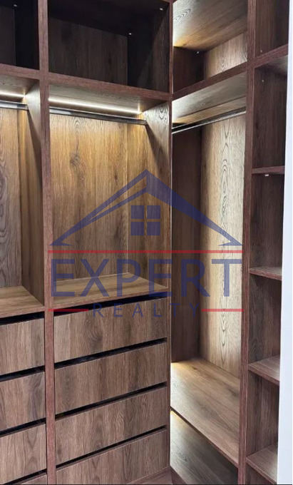 ԱՐԱԲԿԻՐ, ԿՈՄԻՏԱՍԻ ՊՈՂՈՏԱ, 2 ՍԵՆՅԱԿ