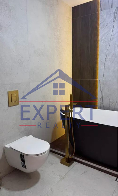 ԱՐԱԲԿԻՐ, ԿՈՄԻՏԱՍԻ ՊՈՂՈՏԱ, 2 ՍԵՆՅԱԿ