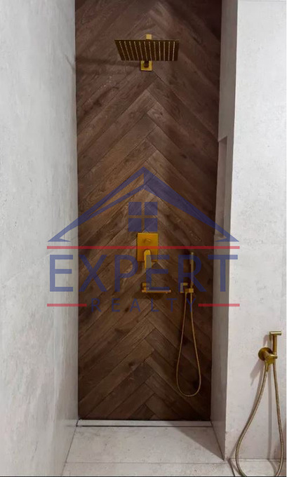 ԱՐԱԲԿԻՐ, ԿՈՄԻՏԱՍԻ ՊՈՂՈՏԱ, 2 ՍԵՆՅԱԿ