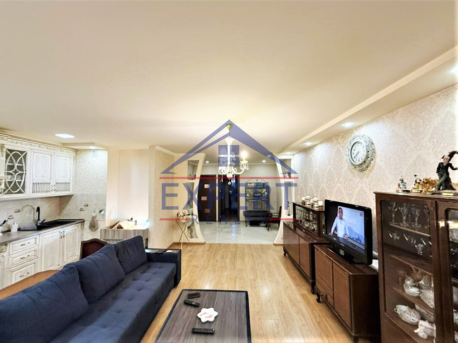 ԿԵՆՏՐՈՆ, ՎԱՐԴԱՆԱՆՑ ՓՈՂՈՑ, 4 ՍԵՆՅԱԿ