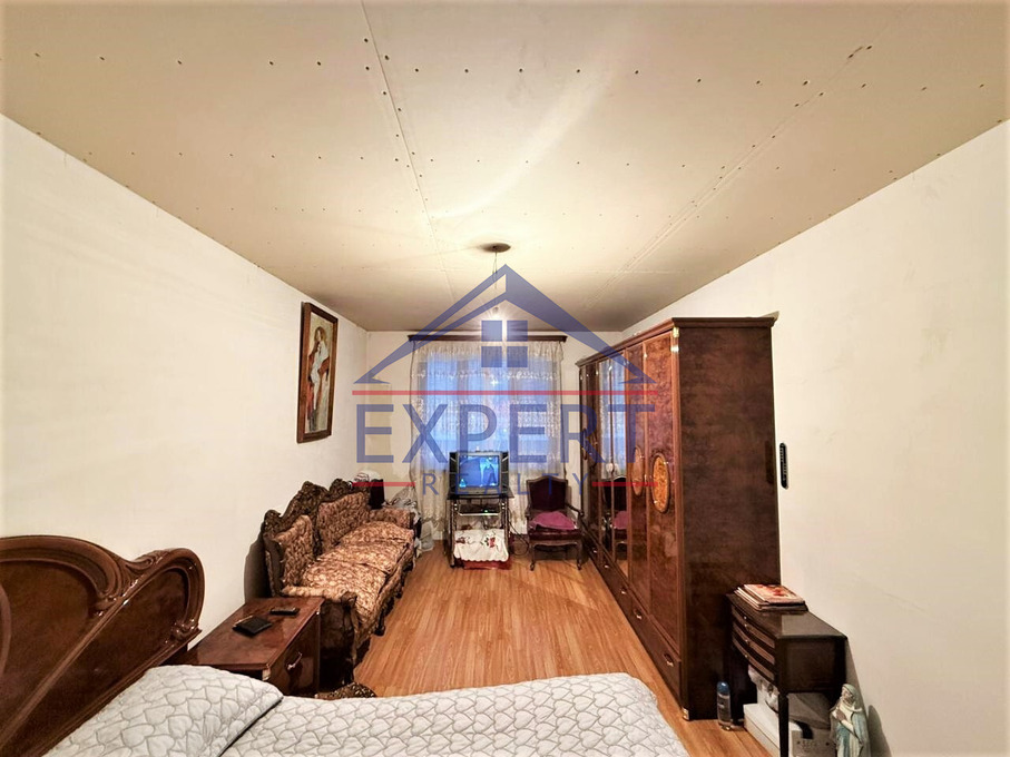 ԿԵՆՏՐՈՆ, ՎԱՐԴԱՆԱՆՑ ՓՈՂՈՑ, 4 ՍԵՆՅԱԿ