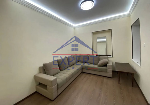 ԿԵՆՏՐՈՆ, ՏԻԳՐԱՆ ՄԵԾԻ ՊՈՂՈՏԱ, 3 ՍԵՆՅԱԿ