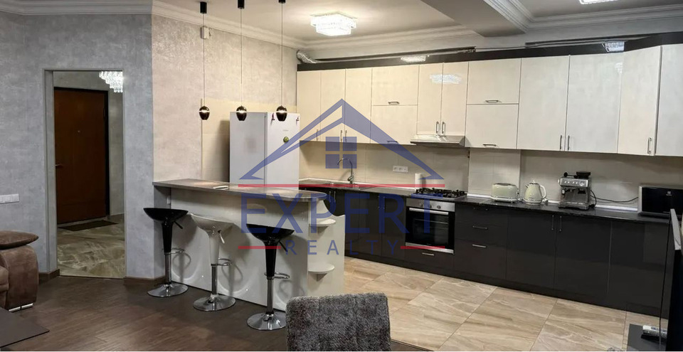 ԱՐԱԲԿԻՐ, ՀՐԱՉՅԱ ՔՈՉԱՐ ՓՈՂՈՑ, 2 ՍԵՆՅԱԿ