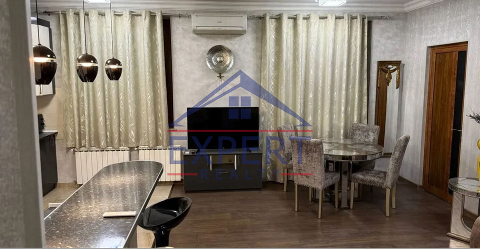 ԱՐԱԲԿԻՐ, ՀՐԱՉՅԱ ՔՈՉԱՐ ՓՈՂՈՑ, 2 ՍԵՆՅԱԿ