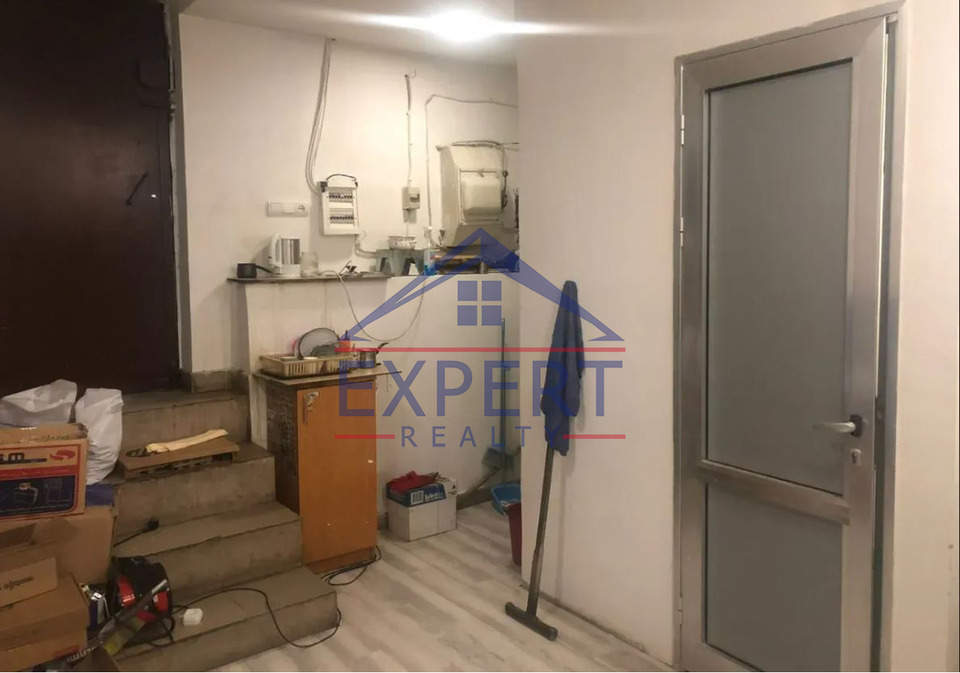 ԿԵՆՏՐՈՆ, ԱԲՈՎՅԱՆ ՓՈՂՈՑ, 175ՔՄ