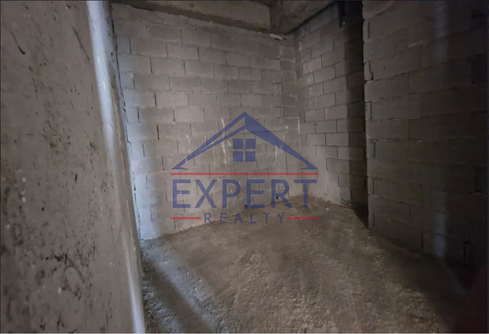 ԱՋԱՓՆՅԱԿ, ԼԵՆԻՆԳՐԱԴՅԱՆ ՓՈՂՈՑ, 3 ՍԵՆՅԱԿ