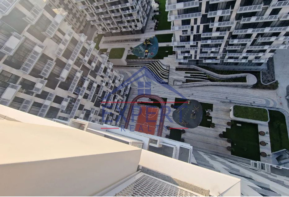 ԱՋԱՓՆՅԱԿ, ԼԵՆԻՆԳՐԱԴՅԱՆ ՓՈՂՈՑ, 3 ՍԵՆՅԱԿ