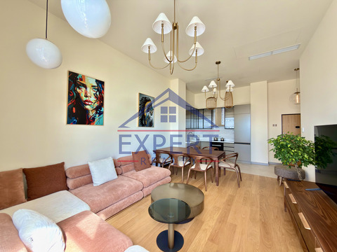 ԿԵՆՏՐՈՆ, ՌՈՍՏՈՄԻ ՓՈՂՈՑ, 3 ՍԵՆՅԱԿ