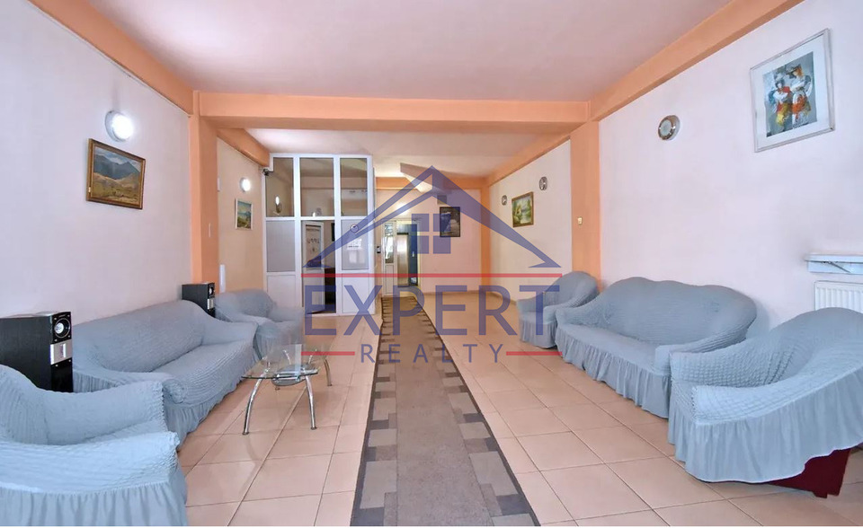 ԿԵՆՏՐՈՆ, ԵԿՄԱԼՅԱՆ ՓՈՂՈՑ    4 ՍԵՆՅԱԿ