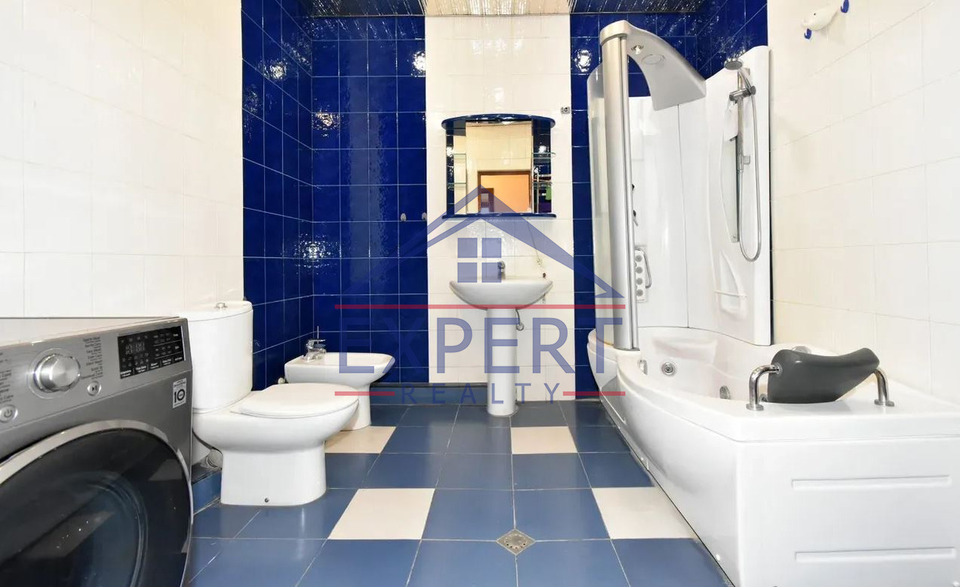 ԿԵՆՏՐՈՆ, ԵԿՄԱԼՅԱՆ ՓՈՂՈՑ    4 ՍԵՆՅԱԿ