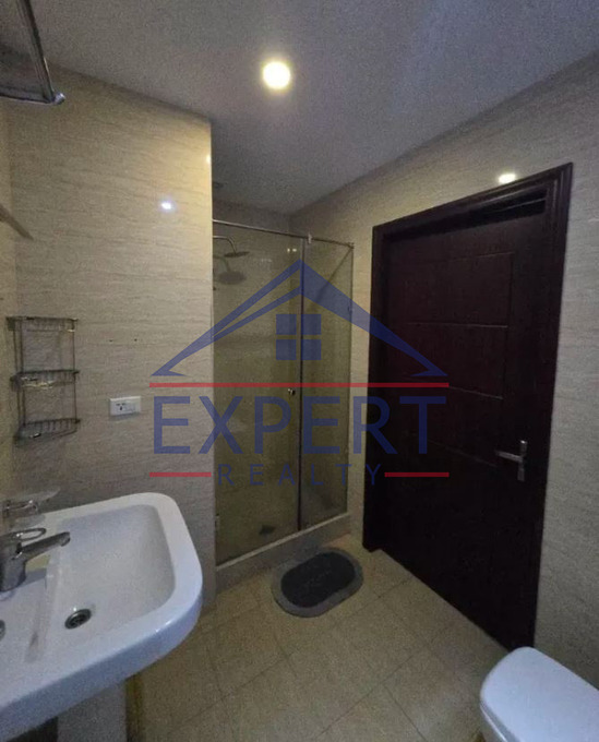 ԿԵՆՏՐՈՆ, ԱՐԱՄԻ ՓՈՂՈՑ, 4 ՍԵՆՅԱԿ