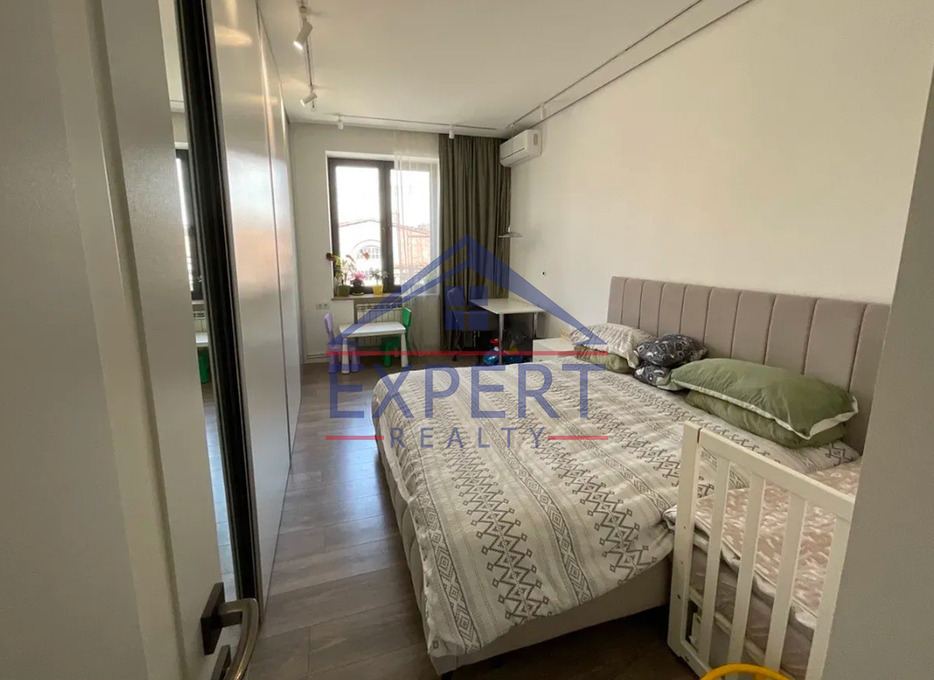 ԱՐԱԲԿԻՐ, ԿՈՄԻՏԱՍԻ ՊՈՂՈՏԱ, 4 ՍԵՆՅԱԿ