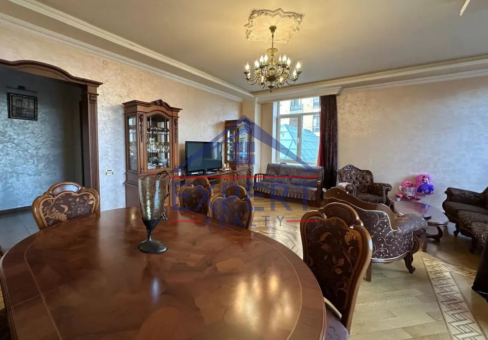 ԿԵՆՏՐՈՆ, ԱՐԱՄԻ ՓՈՂՈՑ, 4 ՍԵՆՅԱԿ