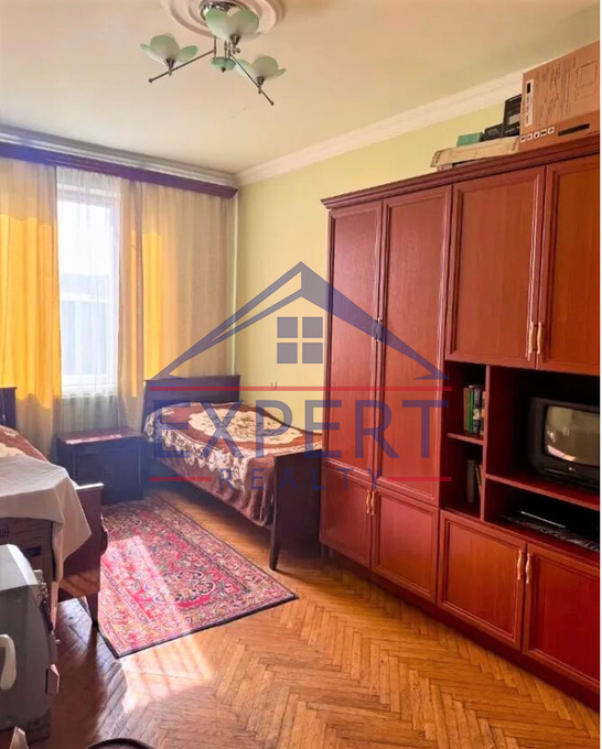 ՔԱՆԱՔԵՌ-ԶԵՅԹՈՒՆ, ԿԱՐԱՊԵՏ ՈՒԼՆԵՑԻ ՓՈՂՈՑ, 3 ՍԵՆՅԱԿ